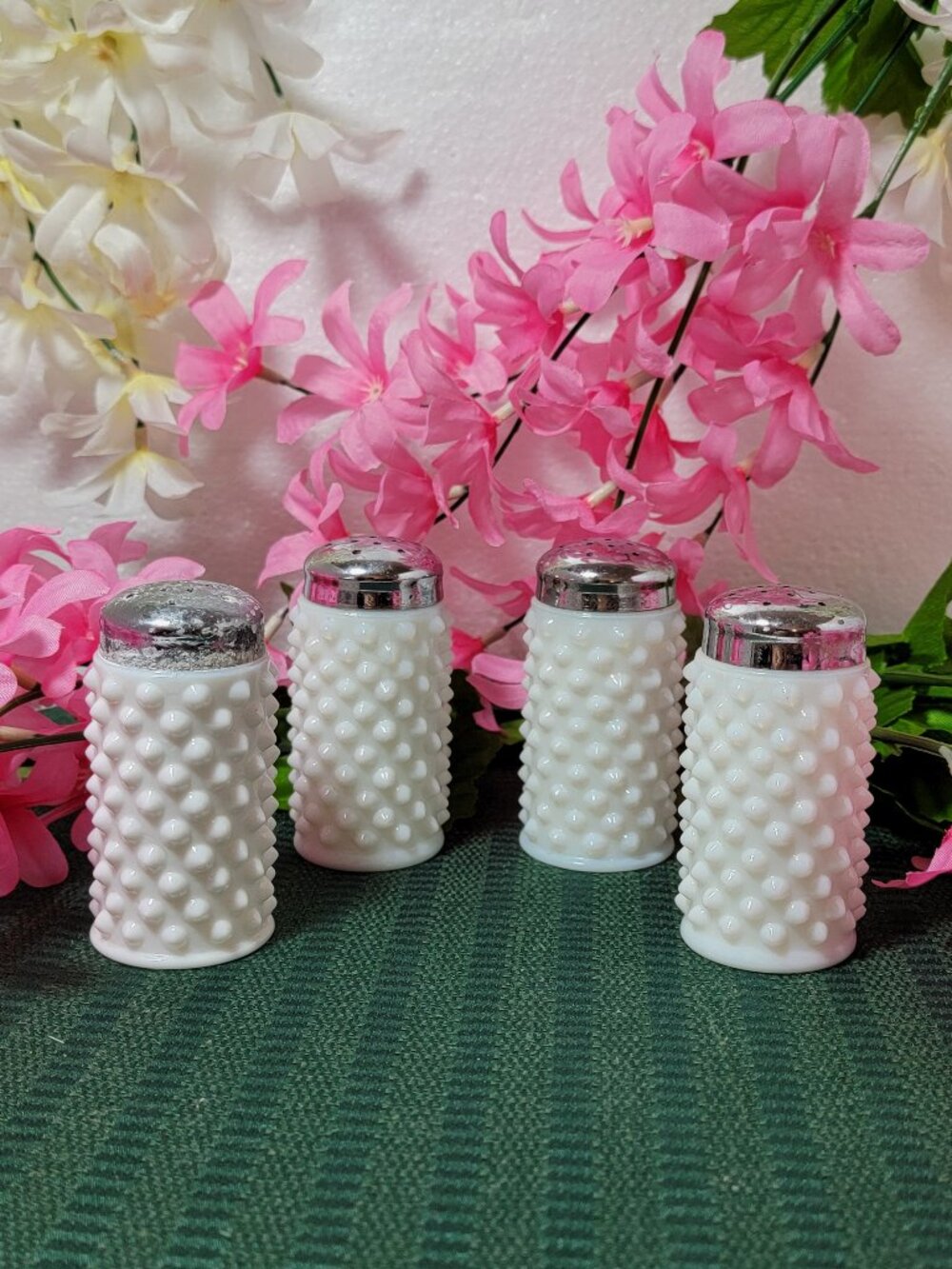 Rare Vintage Fenton White Milk Glass Hobnail Salt and Pepper Sets 2